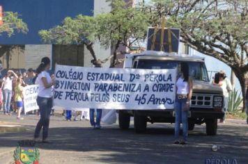 Foto - Desfile Cívico em comemoração ao aniversário de Pérola encanta moradores / Parte 2