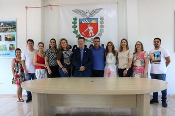 Direto de Pérola para todo o Estado, Secretaria de Educação do Paraná, apresenta o Programa Educa Juntos.