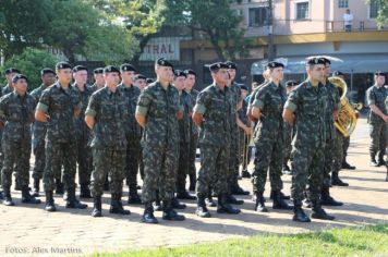 Foto - 17/05/2014 - Exercito Brasileiro realizou uma Ação Cívica Social em Pérola         