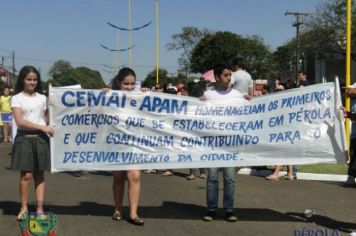 Foto - Desfile Cívico em comemoração ao aniversário de Pérola encanta moradores / Parte 2