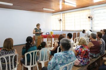 Foto - Secretaria Municipal de Saúde promove Dia da Beleza em comemoração ao Dia das Mães