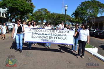 Foto - Desfile Cívico em comemoração ao aniversário de Pérola encanta moradores / Parte 1