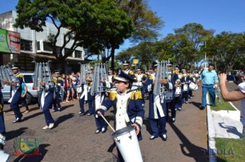 Foto - Desfile Cívico em comemoração ao aniversário de Pérola encanta moradores / Parte 1