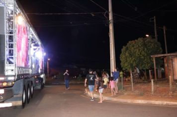 Foto - SHOW EM MOVIMENTO COM SIMÃO WOLF.