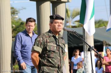 Foto - 17/05/2014 - Exercito Brasileiro realizou uma Ação Cívica Social em Pérola         