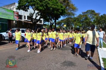 Foto - Desfile Cívico em comemoração ao aniversário de Pérola encanta moradores / Parte 1