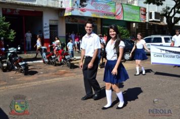 Foto - Desfile Cívico em comemoração ao aniversário de Pérola encanta moradores / Parte 1