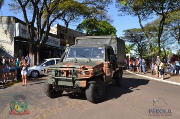 Foto - Desfile Cívico em comemoração ao aniversário de Pérola encanta moradores / Parte 1