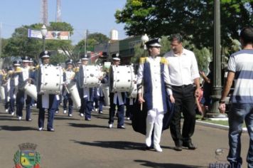 Foto - Desfile Cívico em comemoração ao aniversário de Pérola encanta moradores / Parte 2