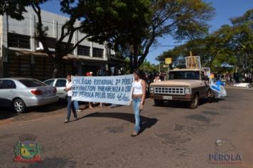 Foto - Desfile Cívico em comemoração ao aniversário de Pérola encanta moradores / Parte 1