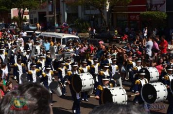 Foto - Desfile Cívico em comemoração ao aniversário de Pérola encanta moradores / Parte 1