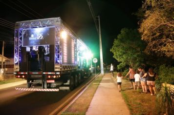 Foto - SHOW EM MOVIMENTO COM SIMÃO WOLF.