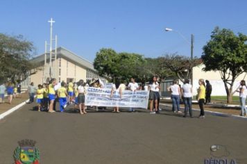 Foto - Desfile Cívico em comemoração ao aniversário de Pérola encanta moradores / Parte 2