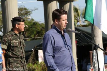 Foto - 17/05/2014 - Exercito Brasileiro realizou uma Ação Cívica Social em Pérola         