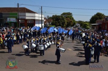 Foto - Desfile Cívico em comemoração ao aniversário de Pérola encanta moradores / Parte 1