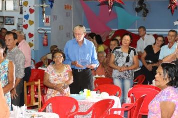 Foto - Almoço em homenagem ao dia das Mâes