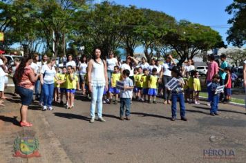 Foto - Desfile Cívico em comemoração ao aniversário de Pérola encanta moradores / Parte 1