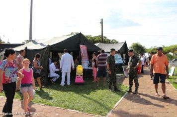 Foto - 17/05/2014 - Exercito Brasileiro realizou uma Ação Cívica Social em Pérola         