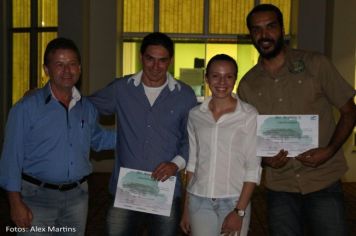 Foto - 20/05/2014 - Entrega do Certificado do Curso Bom Negócio Paraná         