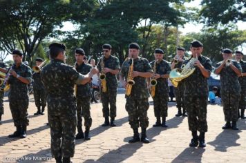 Foto - 17/05/2014 - Exercito Brasileiro realizou uma Ação Cívica Social em Pérola         