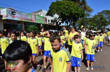 Foto - Desfile Cívico em comemoração ao aniversário de Pérola encanta moradores / Parte 1