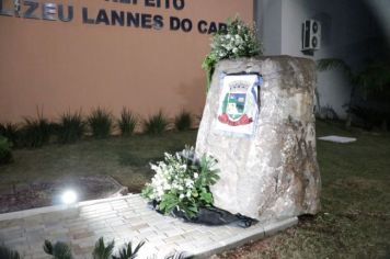 Foto - INAUGURAÇÃO DO MEMORIAL EM HOMENAGEM AS VÍTIMAS DA COVID-19.