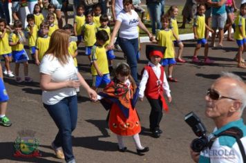 Foto - Desfile Cívico em comemoração ao aniversário de Pérola encanta moradores / Parte 1