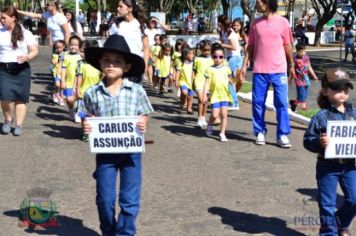 Foto - Desfile Cívico em comemoração ao aniversário de Pérola encanta moradores / Parte 1