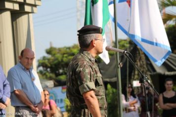 Foto - 17/05/2014 - Exercito Brasileiro realizou uma Ação Cívica Social em Pérola         