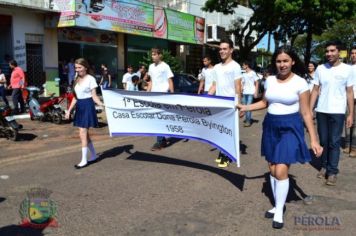 Foto - Desfile Cívico em comemoração ao aniversário de Pérola encanta moradores / Parte 1