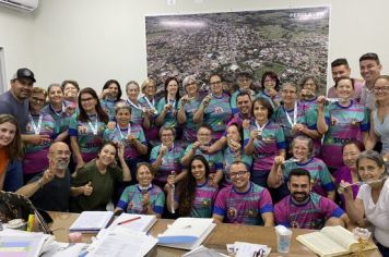 Foto - Entrega das medalhas as atletas que participaram do JIIDO