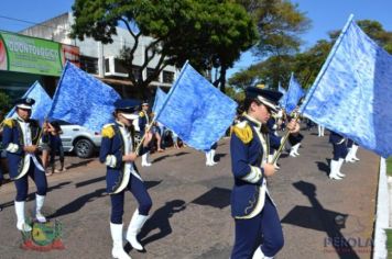 Foto - Desfile Cívico em comemoração ao aniversário de Pérola encanta moradores / Parte 1