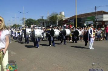 Foto - Desfile Cívico em comemoração ao aniversário de Pérola encanta moradores / Parte 2