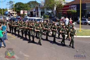 Foto - Desfile Cívico em comemoração ao aniversário de Pérola encanta moradores / Parte 1