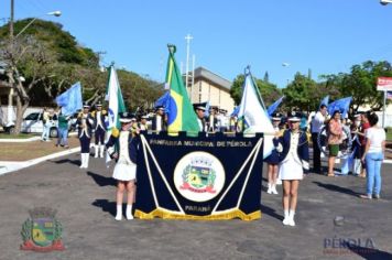 Foto - Desfile Cívico em comemoração ao aniversário de Pérola encanta moradores / Parte 1