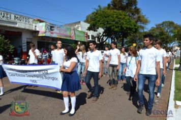 Foto - Desfile Cívico em comemoração ao aniversário de Pérola encanta moradores / Parte 1