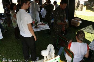 Foto - 17/05/2014 - Exercito Brasileiro realizou uma Ação Cívica Social em Pérola         