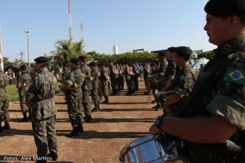 Foto - 17/05/2014 - Exercito Brasileiro realizou uma Ação Cívica Social em Pérola         