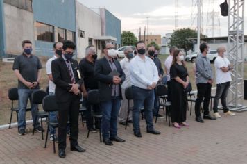 Foto - INAUGURAÇÃO DO MEMORIAL EM HOMENAGEM AS VÍTIMAS DA COVID-19.