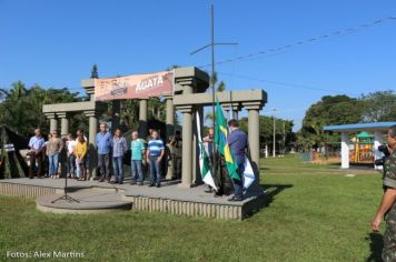 Foto - 17/05/2014 - Exercito Brasileiro realizou uma Ação Cívica Social em Pérola         