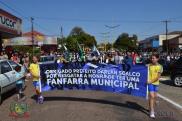 Foto - Desfile Cívico em comemoração ao aniversário de Pérola encanta moradores / Parte 1