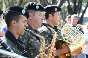 Foto - 17/05/2014 - Exercito Brasileiro realizou uma Ação Cívica Social em Pérola         