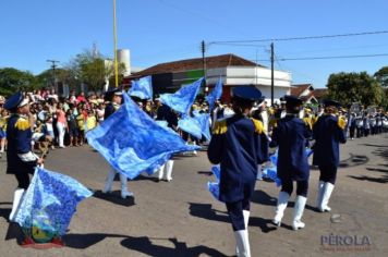 Foto - Desfile Cívico em comemoração ao aniversário de Pérola encanta moradores / Parte 1