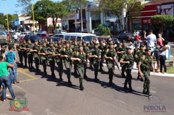 Foto - Desfile Cívico em comemoração ao aniversário de Pérola encanta moradores / Parte 1