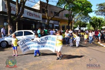 Foto - Desfile Cívico em comemoração ao aniversário de Pérola encanta moradores / Parte 1