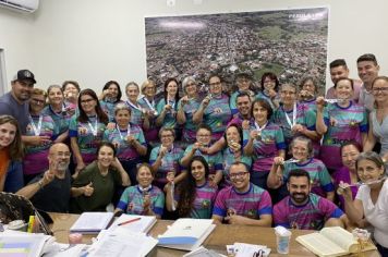 Foto - Entrega das medalhas as atletas que participaram do JIIDO