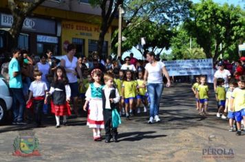 Foto - Desfile Cívico em comemoração ao aniversário de Pérola encanta moradores / Parte 1