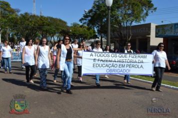 Foto - Desfile Cívico em comemoração ao aniversário de Pérola encanta moradores / Parte 1