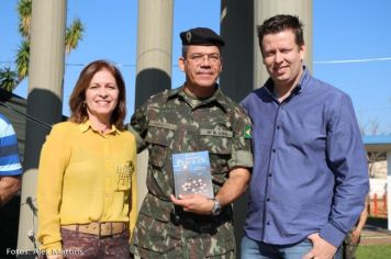 Foto - 17/05/2014 - Exercito Brasileiro realizou uma Ação Cívica Social em Pérola         