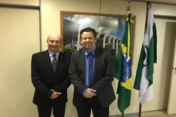 PREFEITO DARLAN SCALCO SEGUE TRABALHANDO EM PROL DE MELHORIAS PARA O NOSSO MUNICÍPIO.